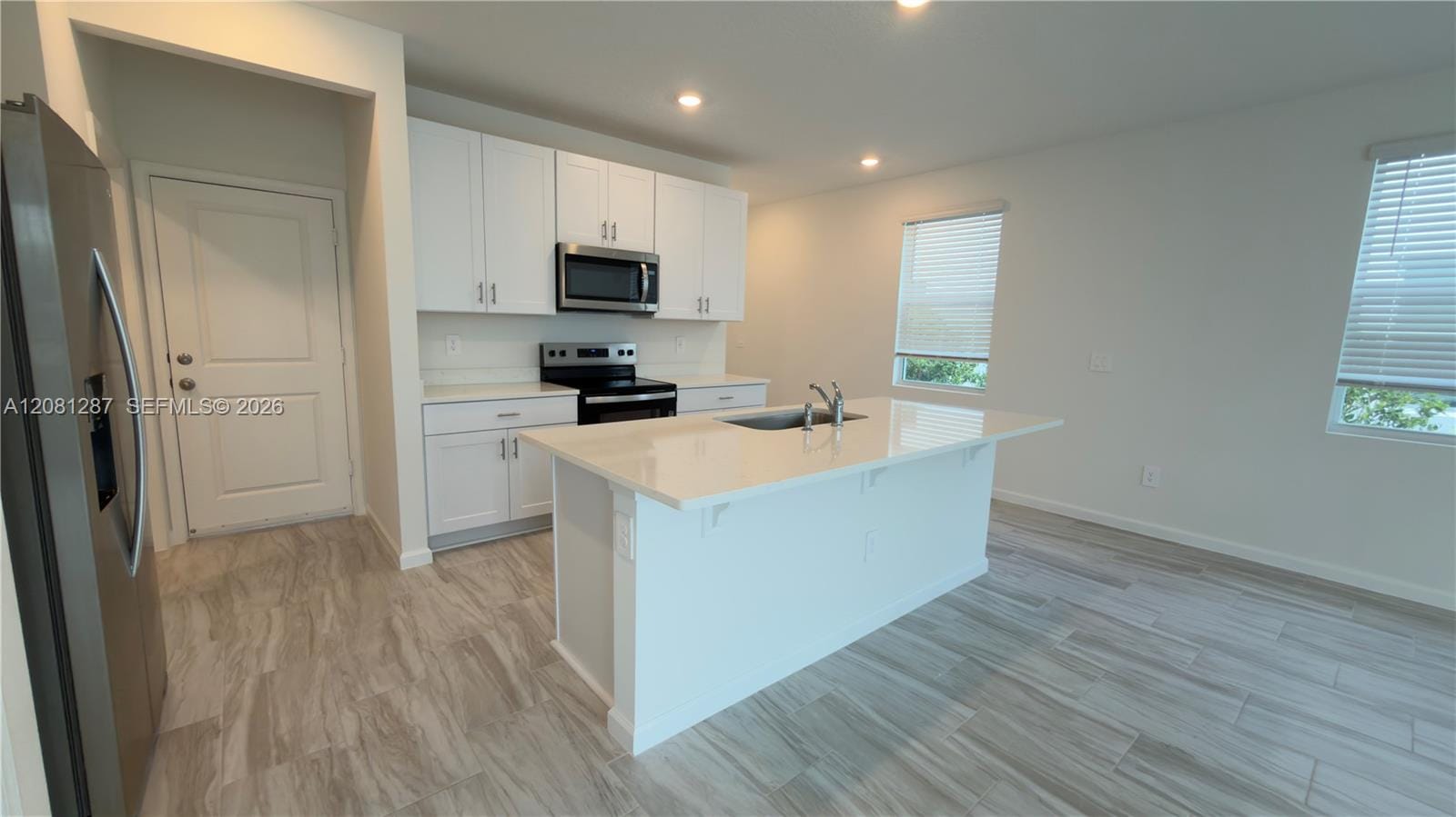 568 Salisbury Circle 568 — photo 9