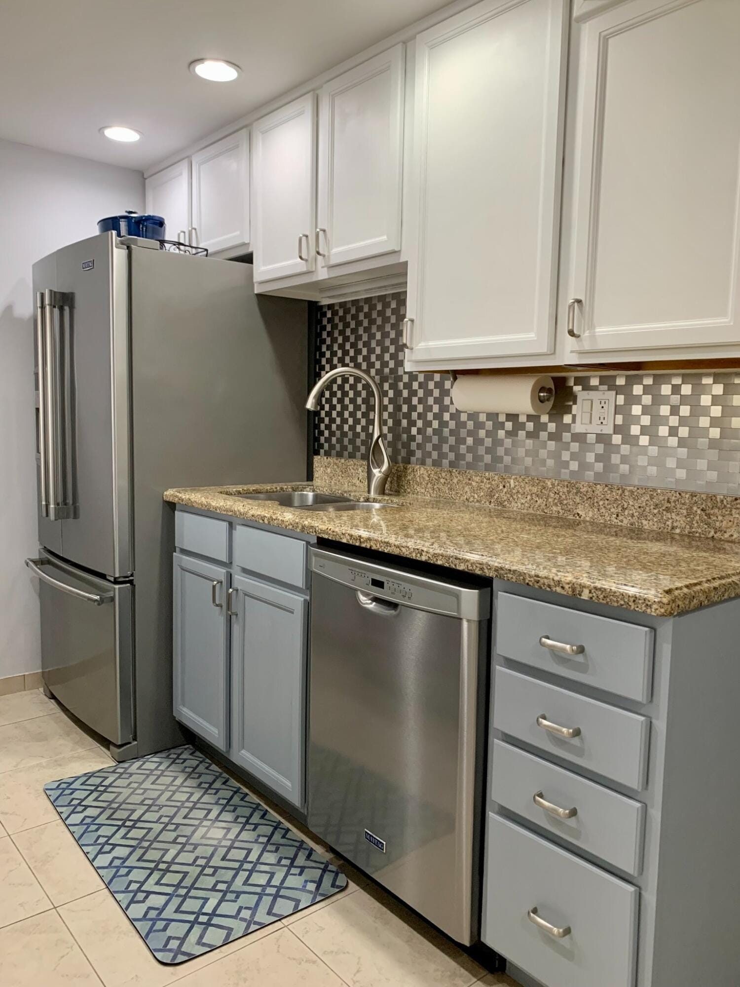 1901 N ANDREWS Avenue 111 — photo 11