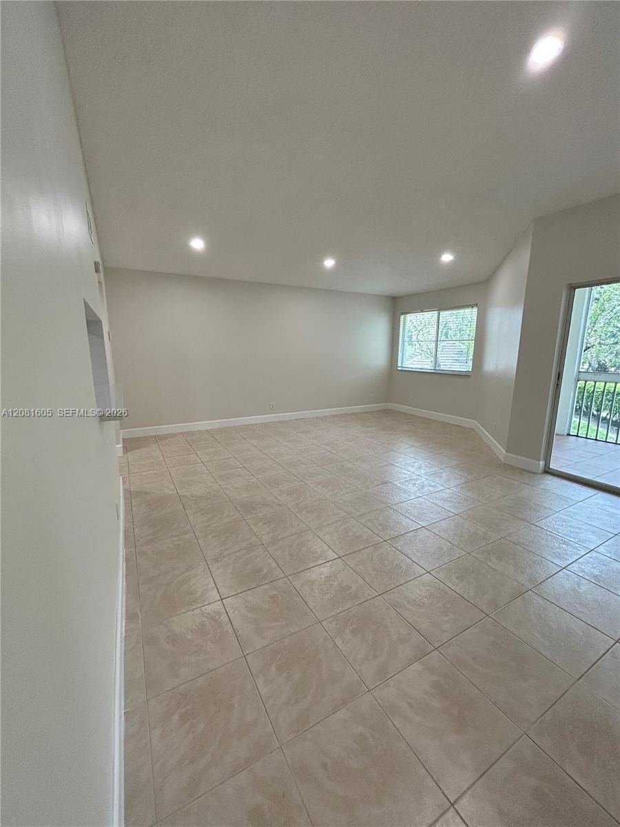 9733 Westview Drive 1321 — photo 6