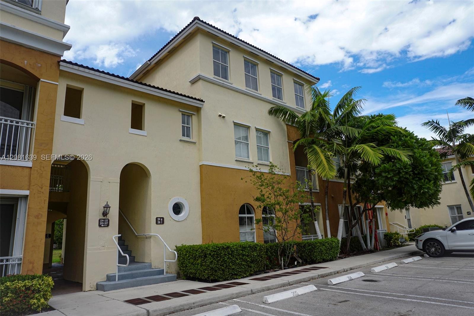 10242 NW 7th Street 204, Miami, FL 33172