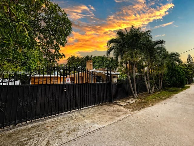 738 NE 83rd Terrace, Miami, FL 33138