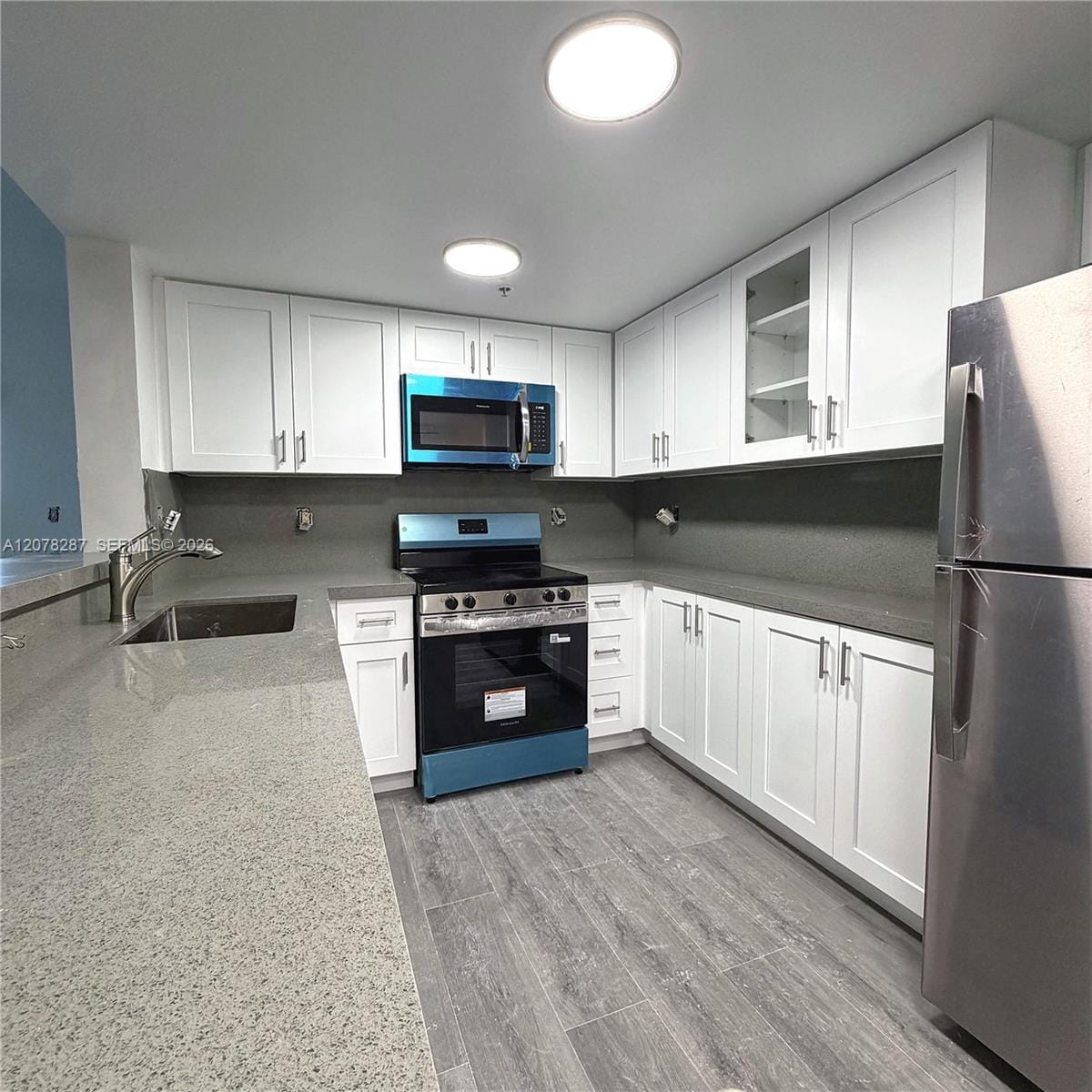 120 S Douglas Road 405 — photo 3