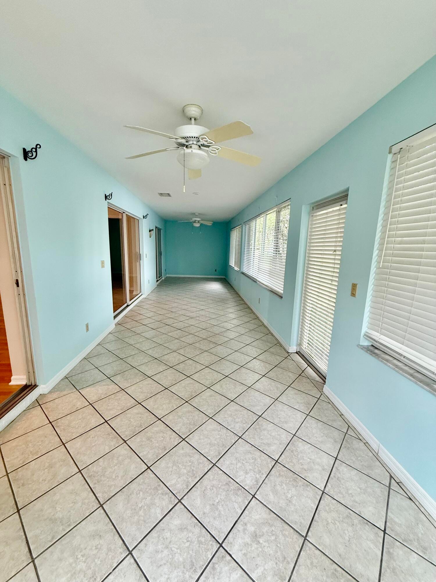 6008 SE Walkers Cay Court — photo 3