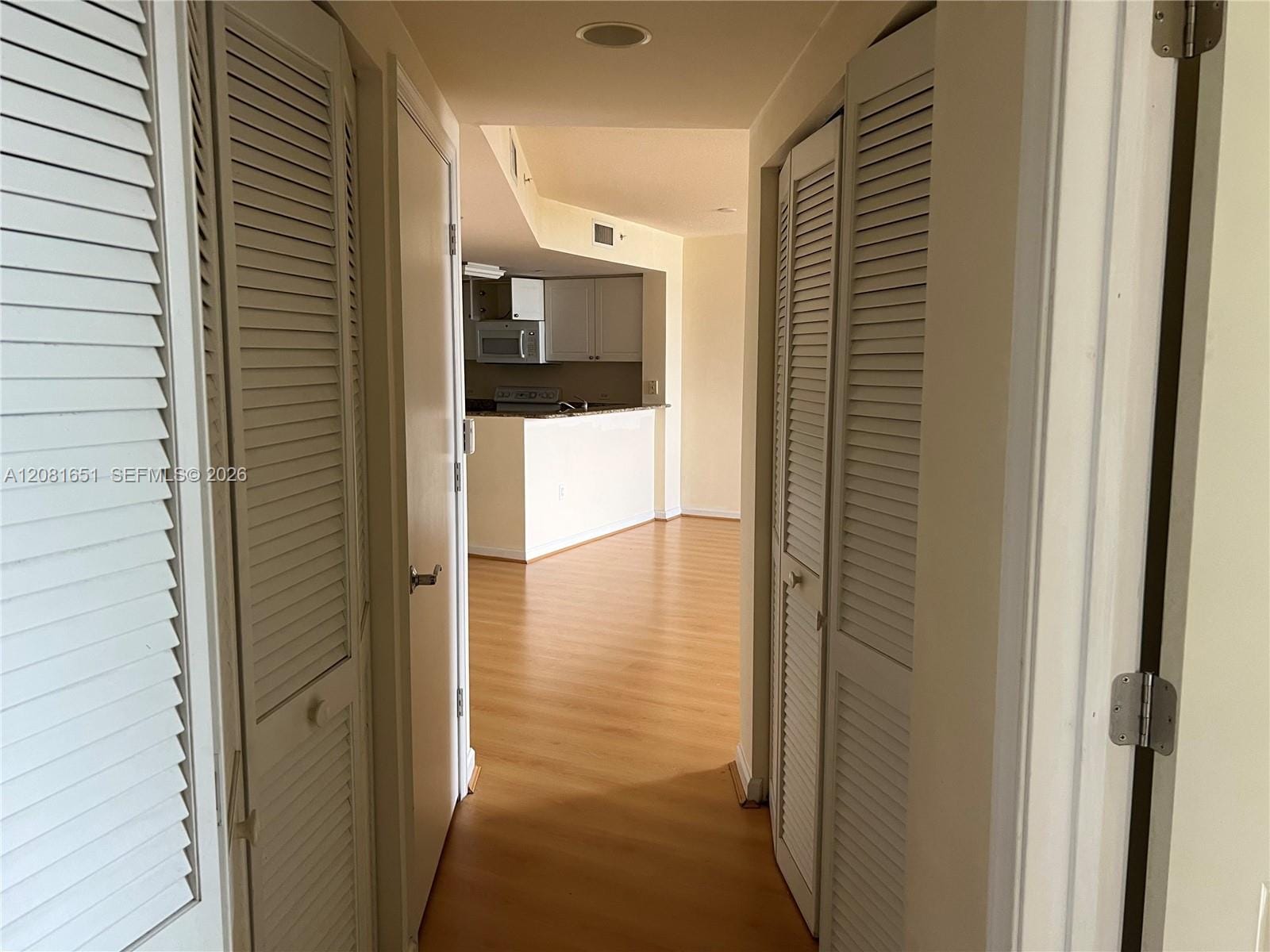 19501 W Country Club Drive 611 — photo 11