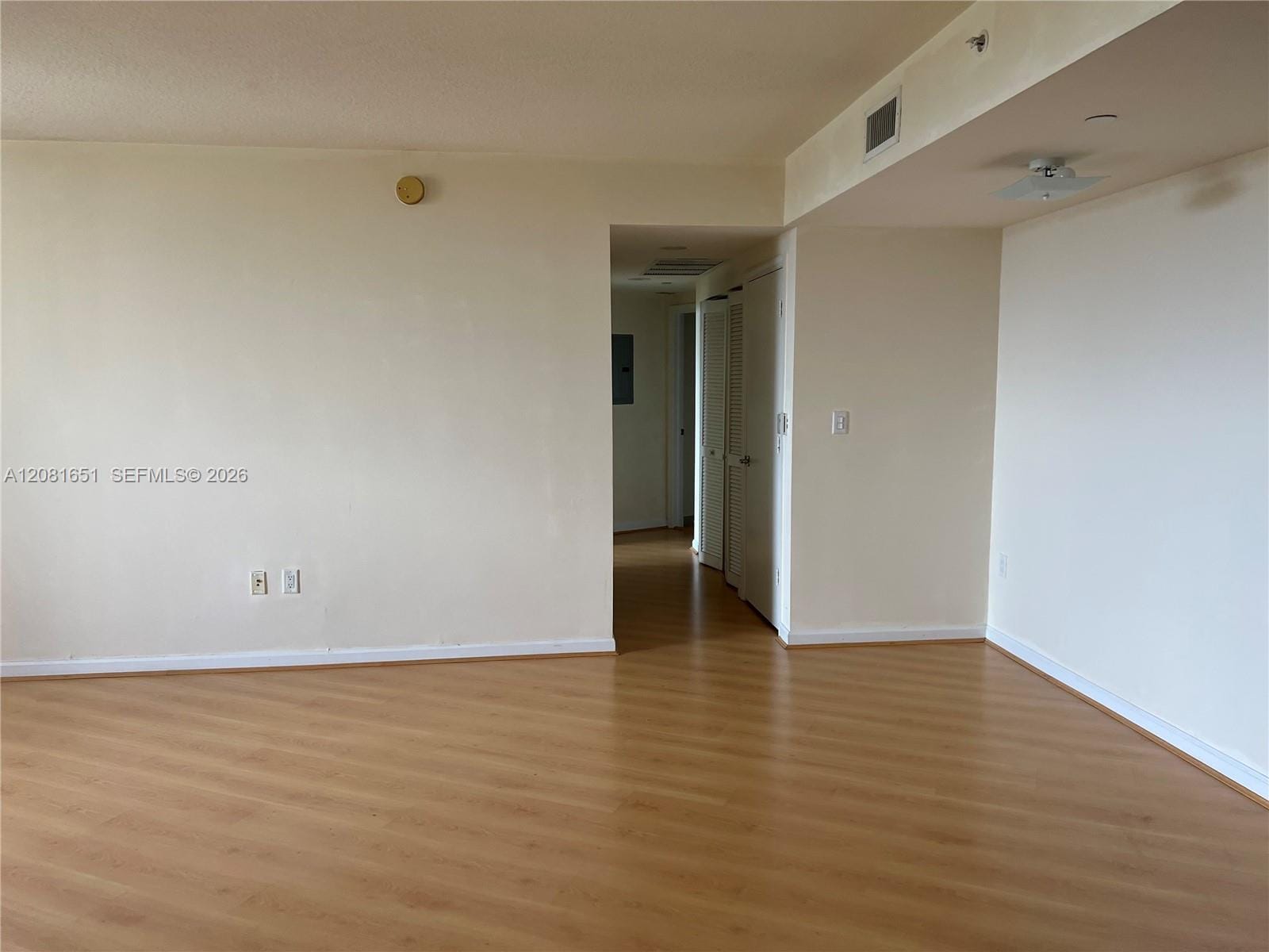19501 W Country Club Drive 611 — photo 4