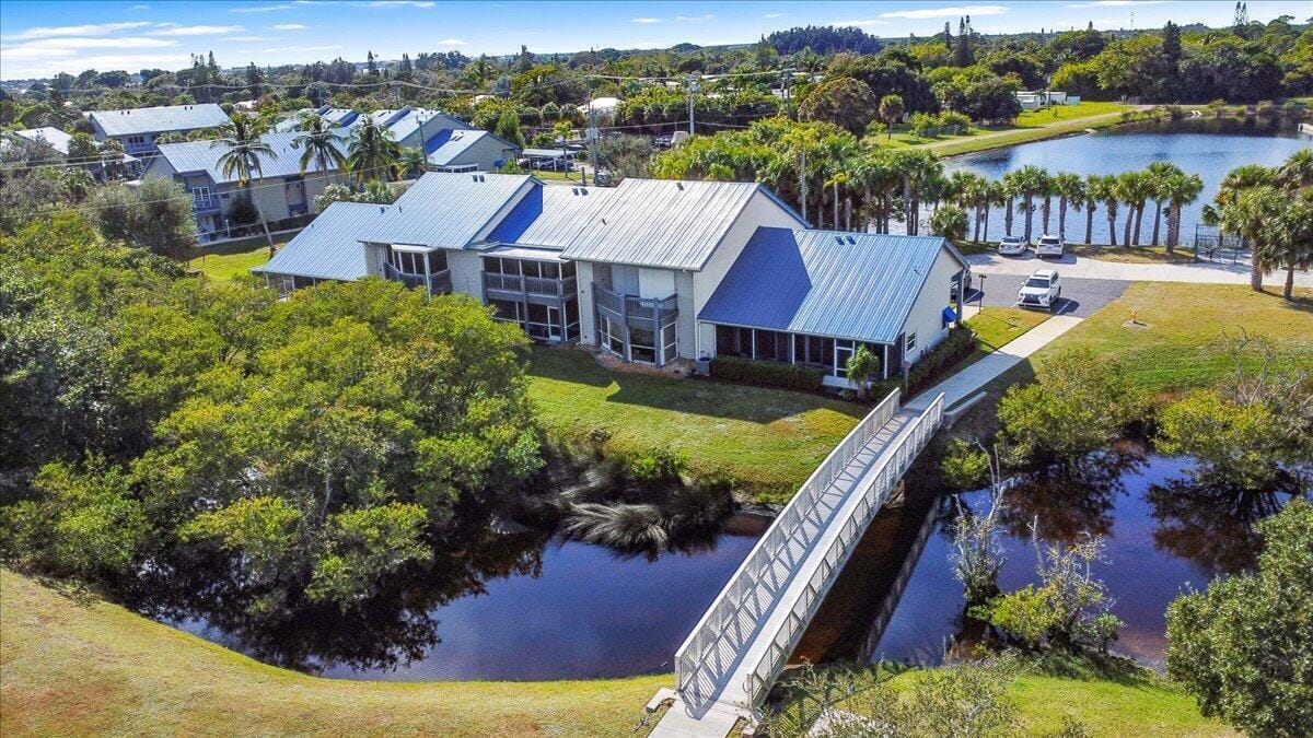 1481 NE 14TH Court U-7, Jensen Beach, FL 34957