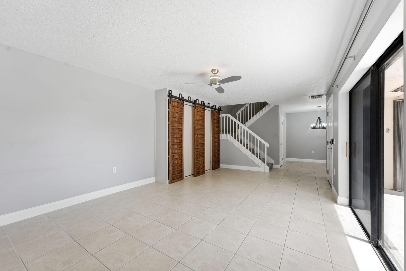 236 Charter Way — photo 9