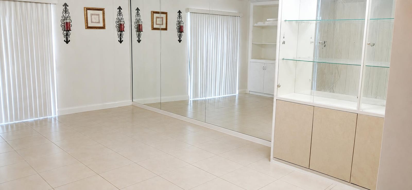 2616 GARDEN Drive N 111 — photo 2
