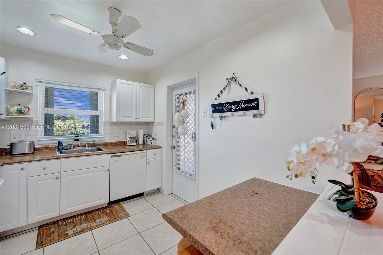 5300 Washington Street V308 — photo 10