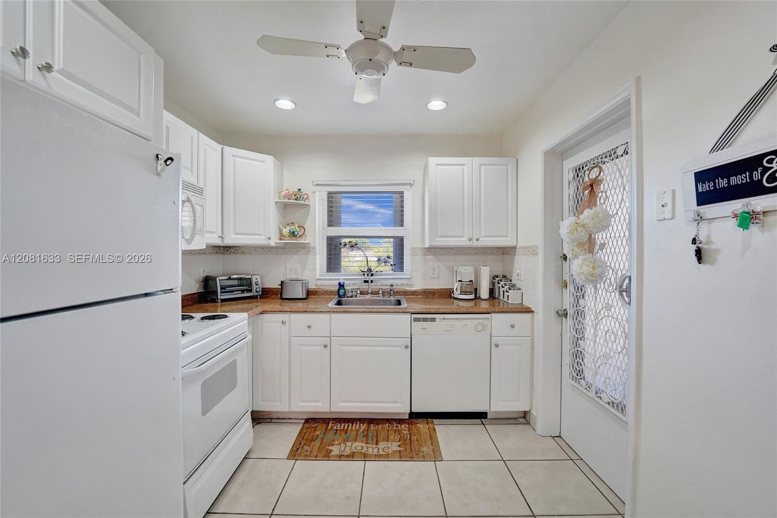 5300 Washington Street V308 — photo 8