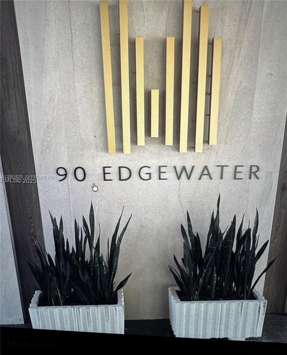 90 Edgewater Drive 121