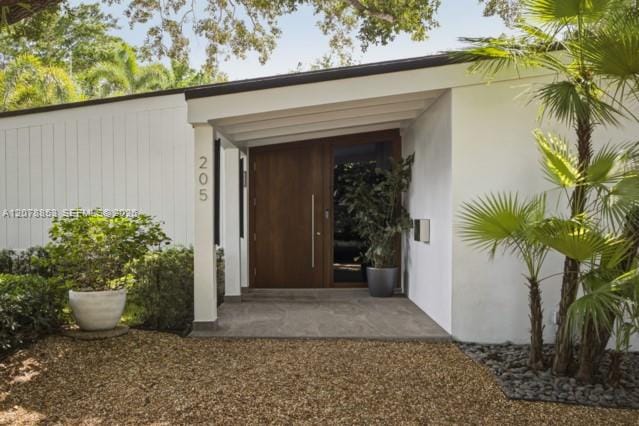 205 S Shore Drive S, Miami, FL 33133