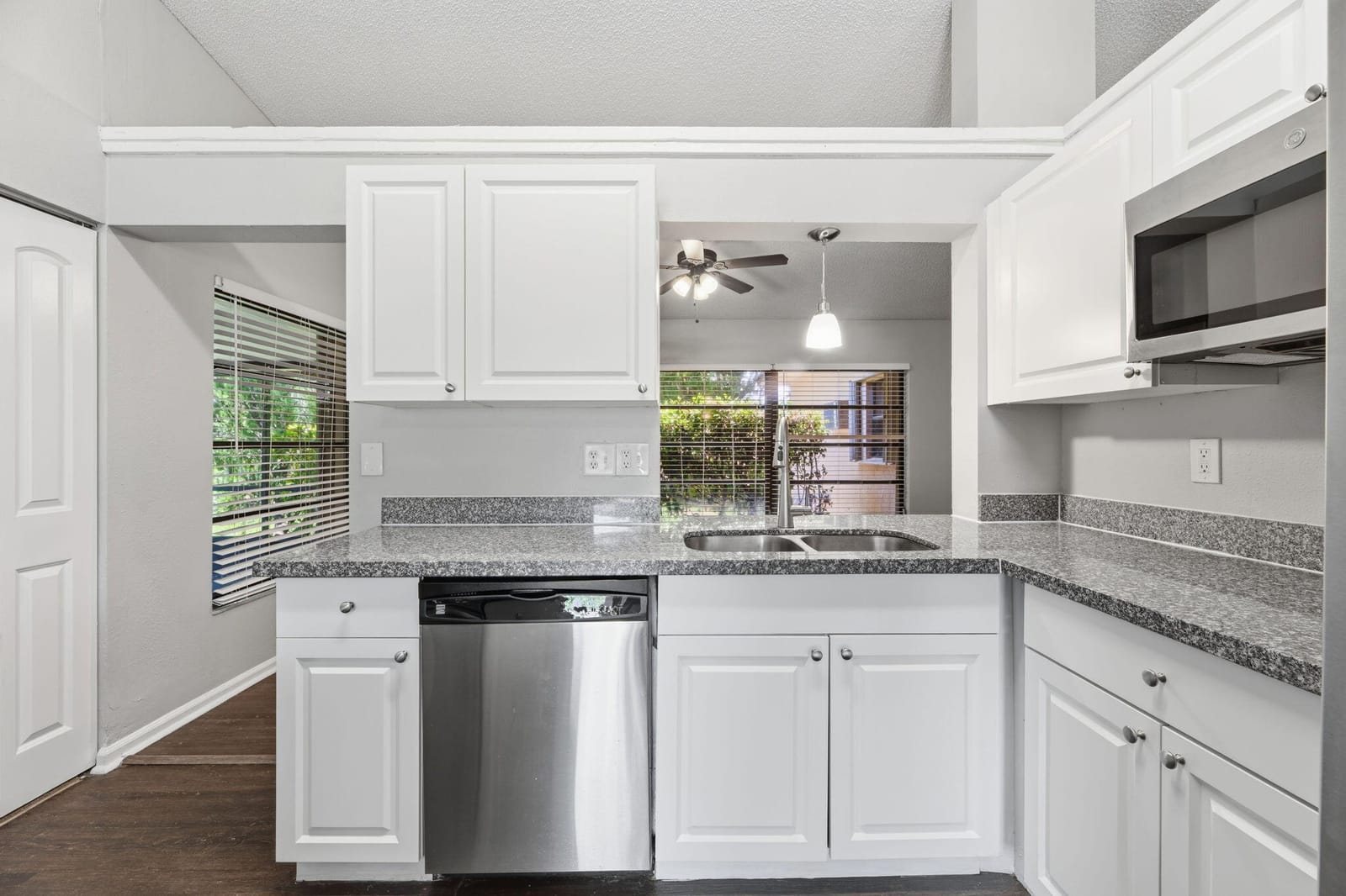 14711 Hideaway Lane l — photo 8