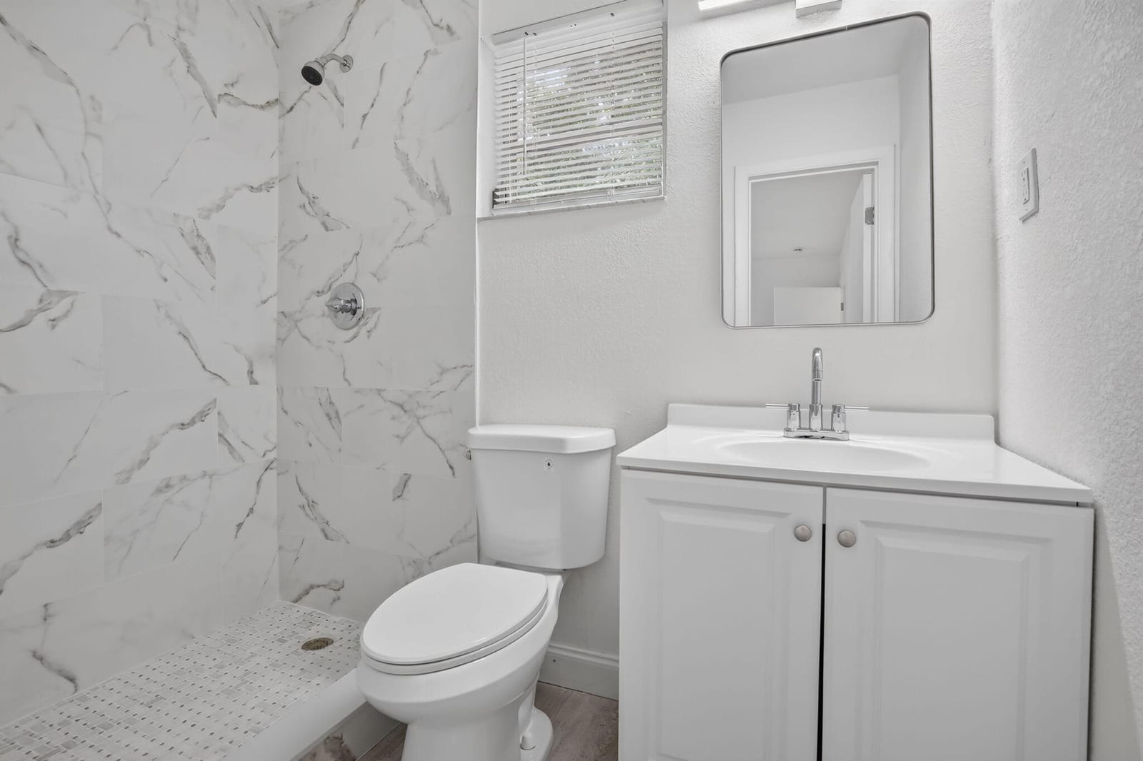 3390 NW 42nd Street, Lauderdale Lakes, FL 33309 photo 12
