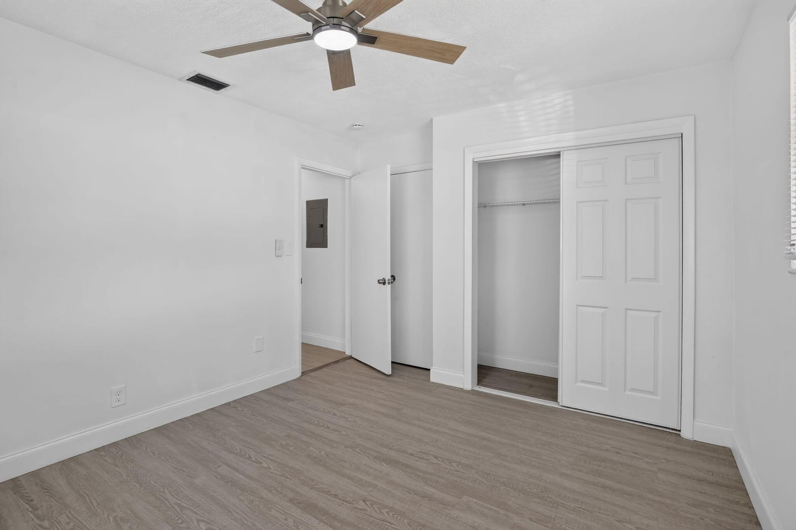 3390 NW 42nd Street, Lauderdale Lakes, FL 33309 photo 18