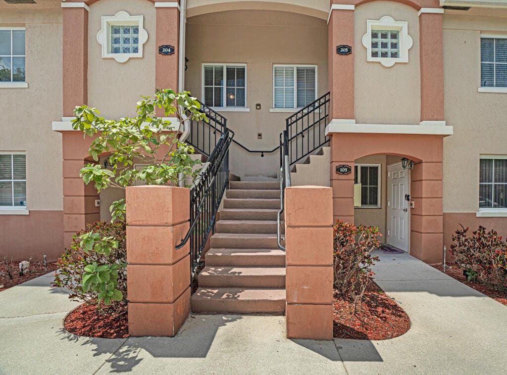 3810 N JOG Road 204
