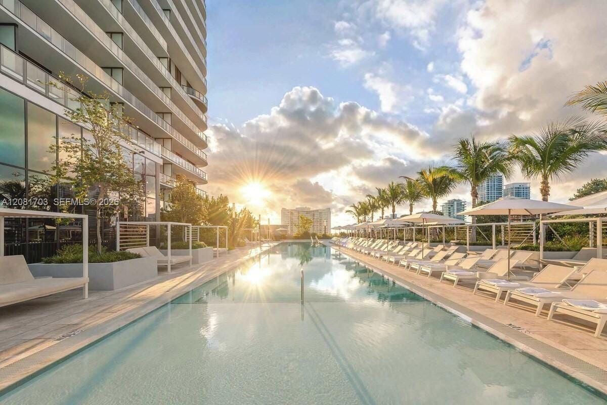 580 72nd Street 2105, Miami Beach, FL 33141