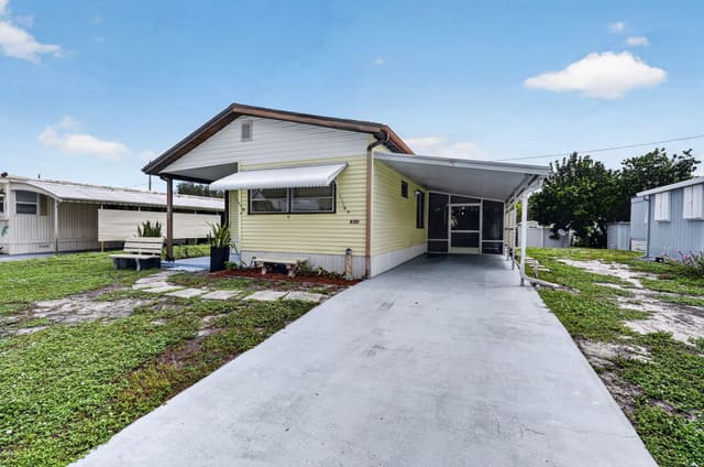 8381 SE Skylark Avenue, sold in Ridgeway, Hobe Sound, FL