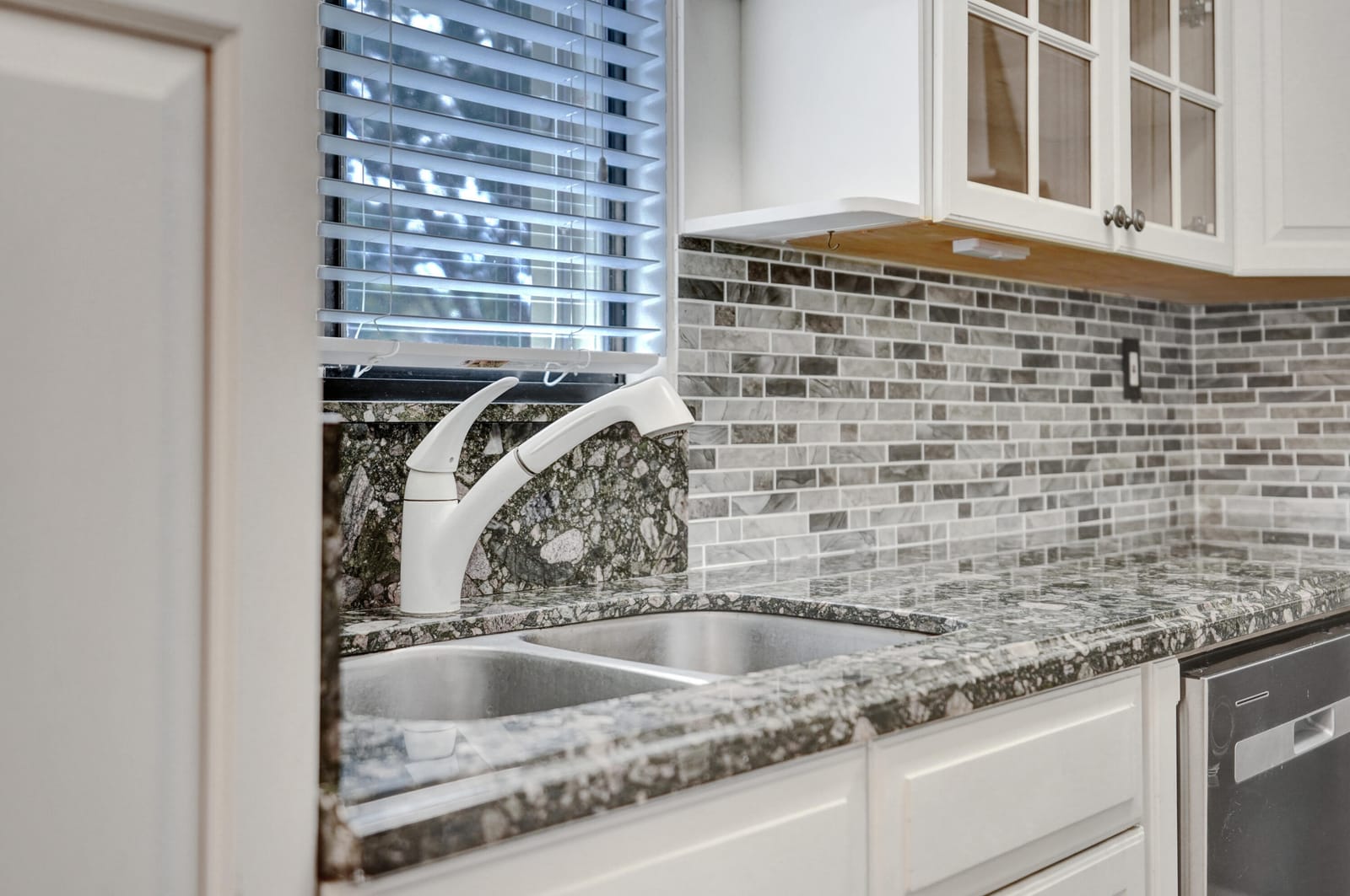 15036 Ashland Lane B 70 — photo 3