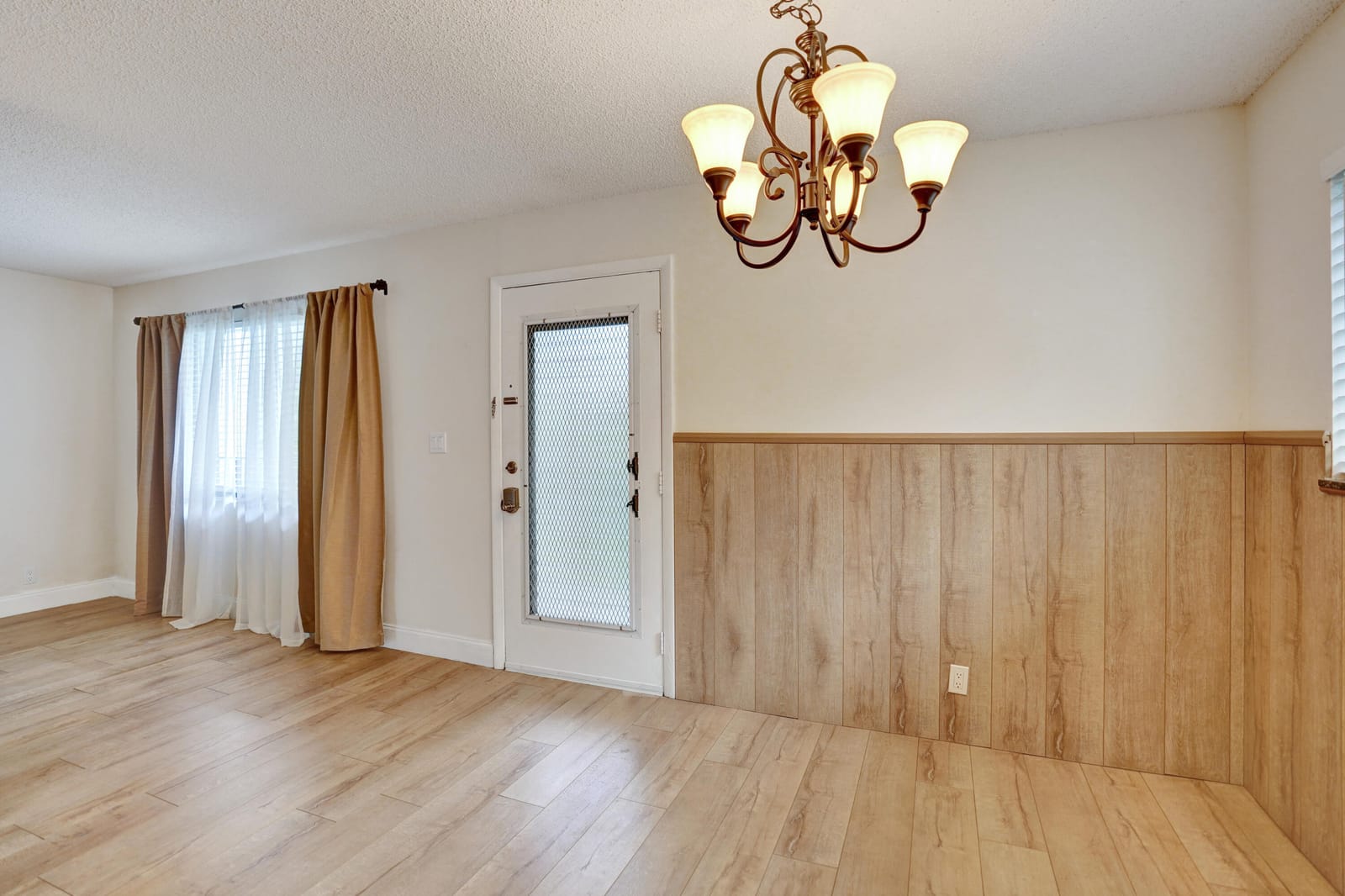 15036 Ashland Lane B 70 — photo 5