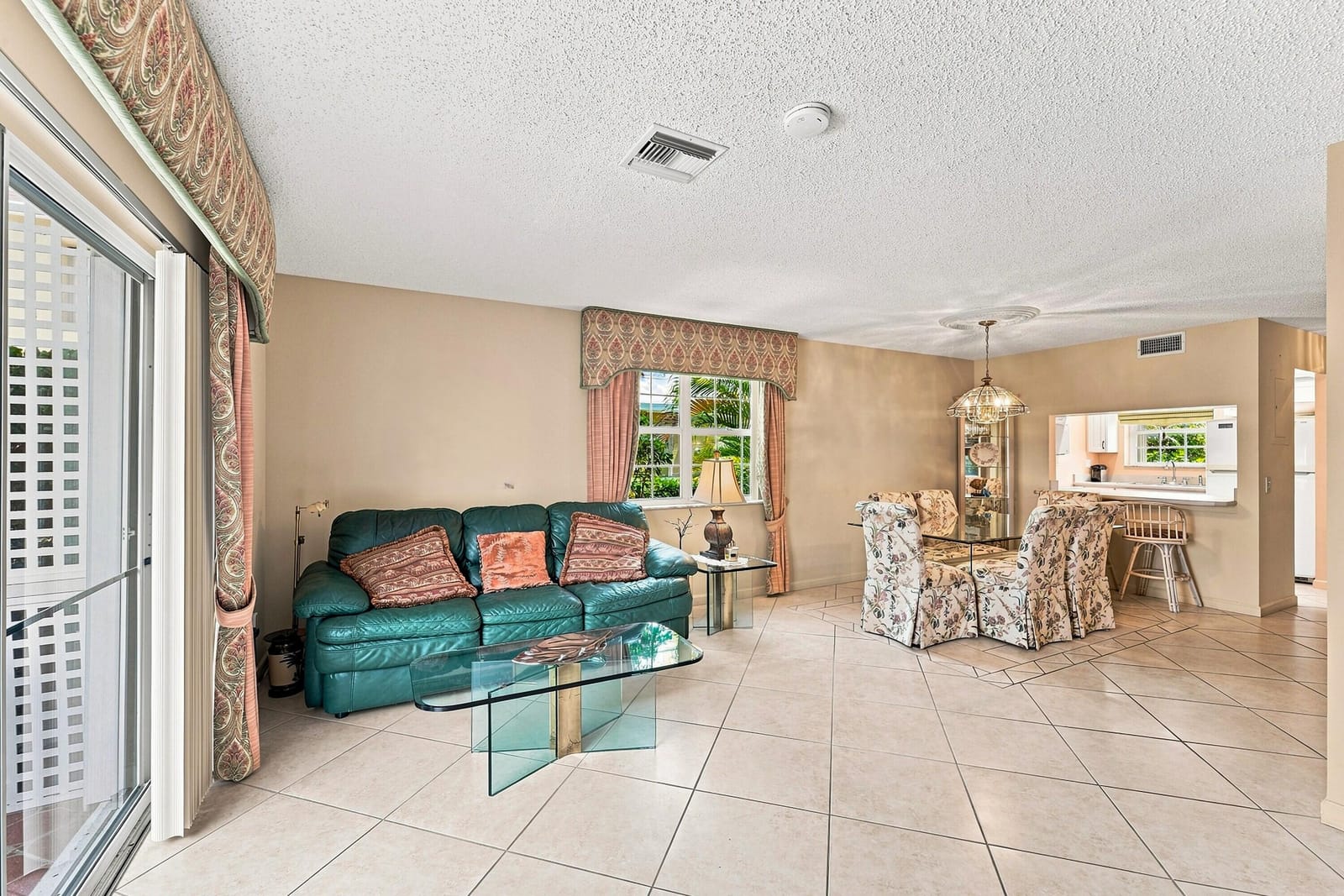 211 Waterside Drive, Hypoluxo, FL 33462 photo 8