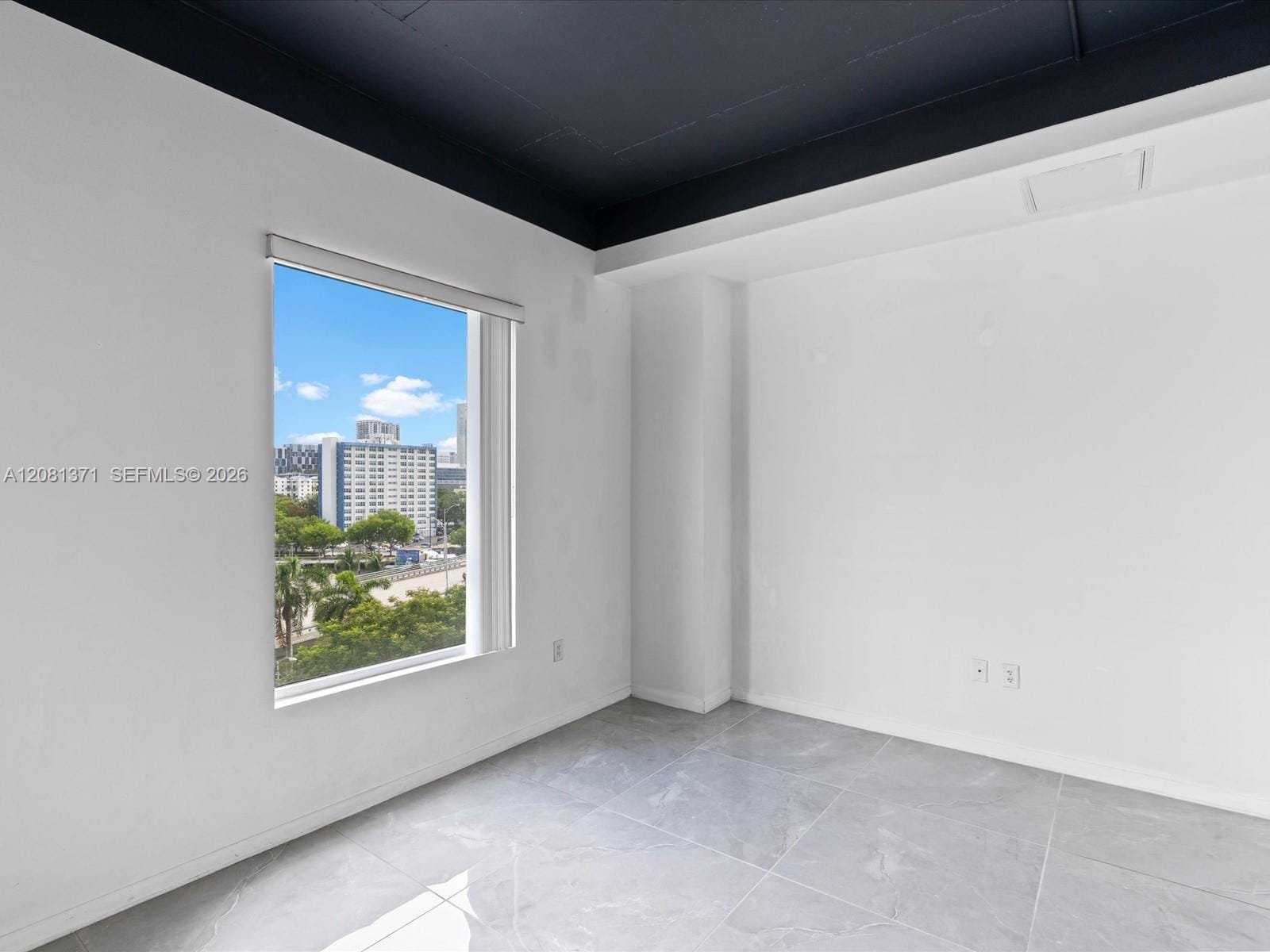10 S River Drive 715 — photo 12