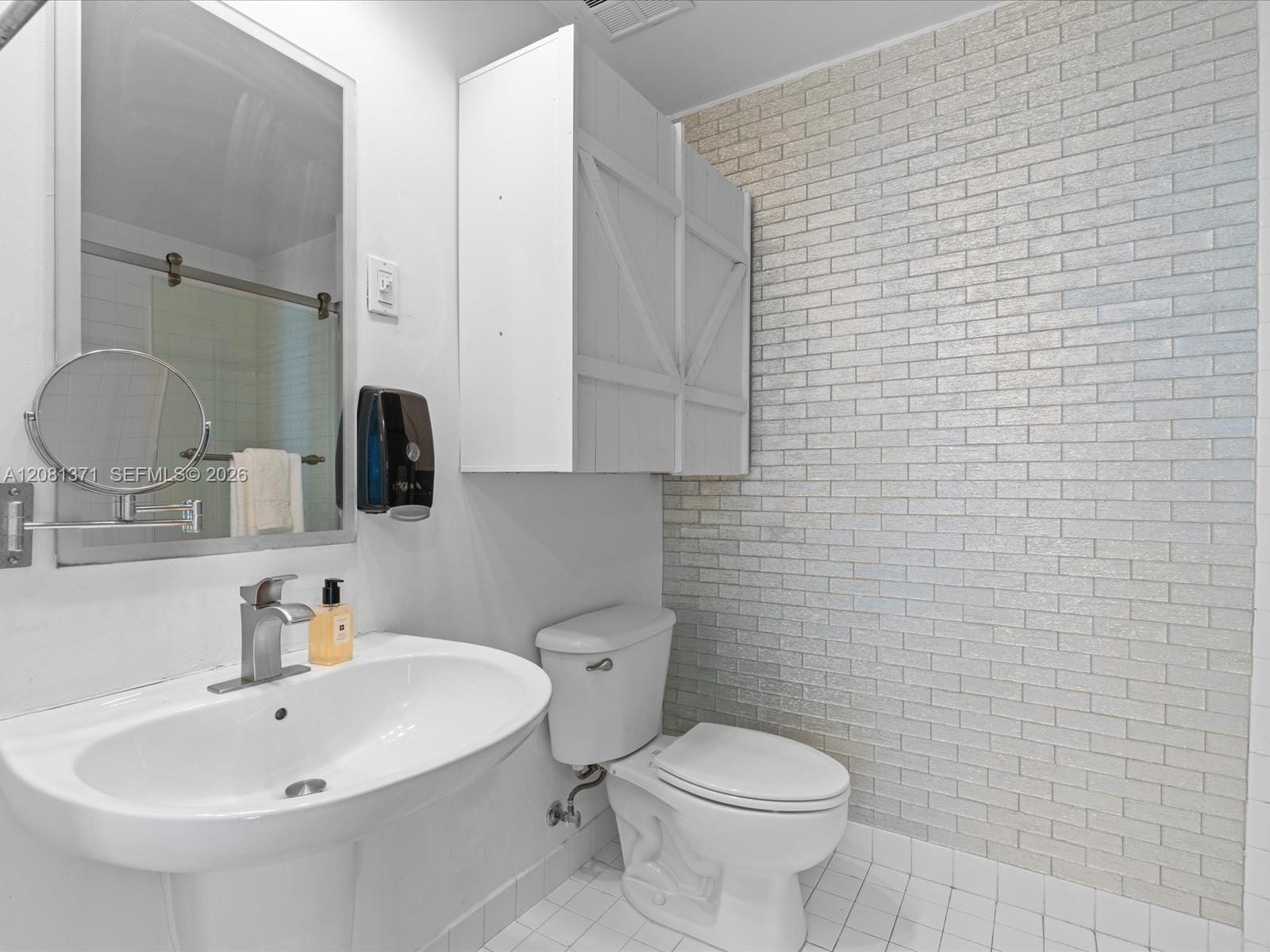 10 S River Drive 715, Miami, FL 33130 photo 17