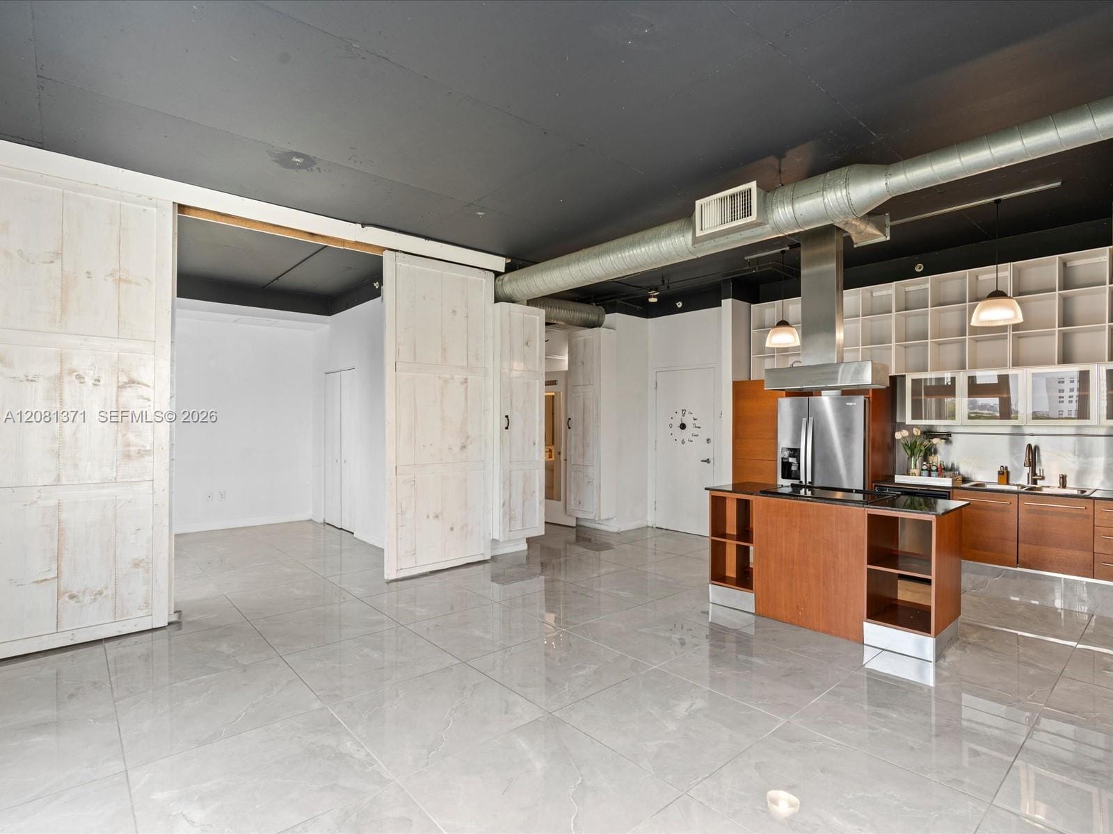 10 S River Drive 715 — photo 10