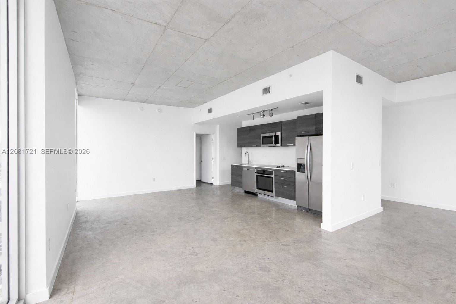 151 SE 1st Street 3001 — photo 3