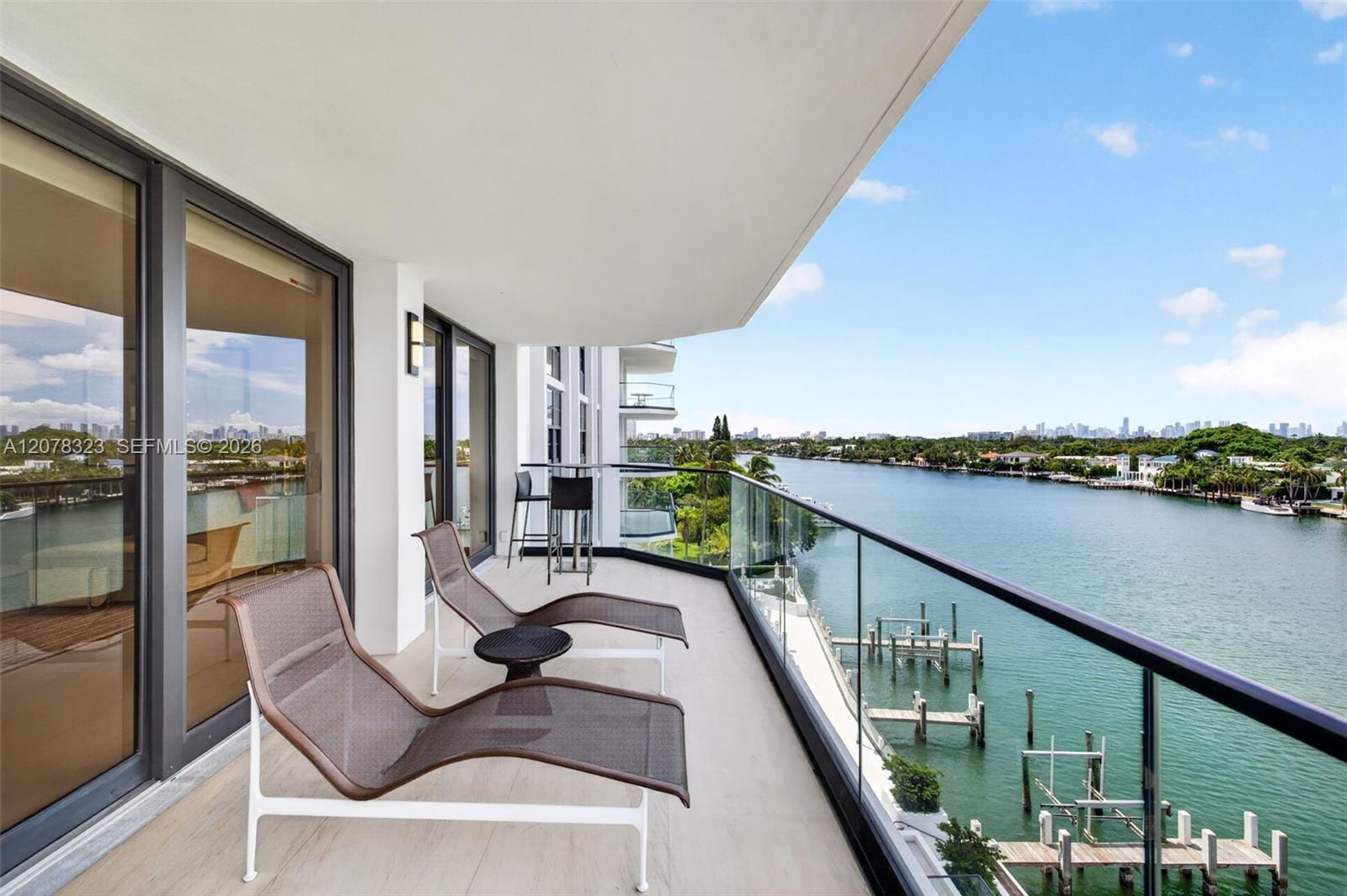 5500 Collins Avenue 702 — photo 9