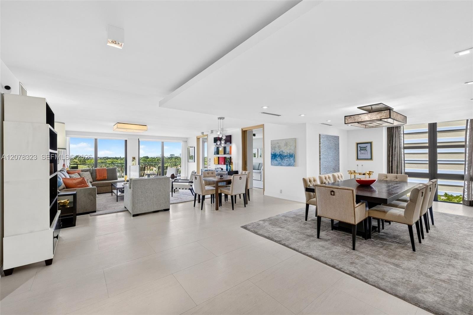 5500 Collins Avenue 702 — photo 2