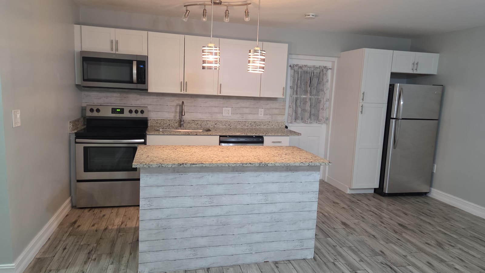 3643 Betty Ann Court W A — photo 8