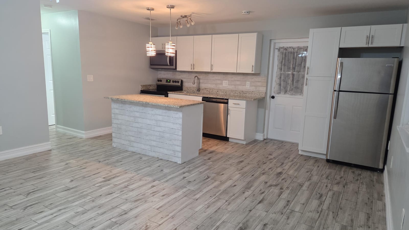 3643 Betty Ann Court W A — photo 10