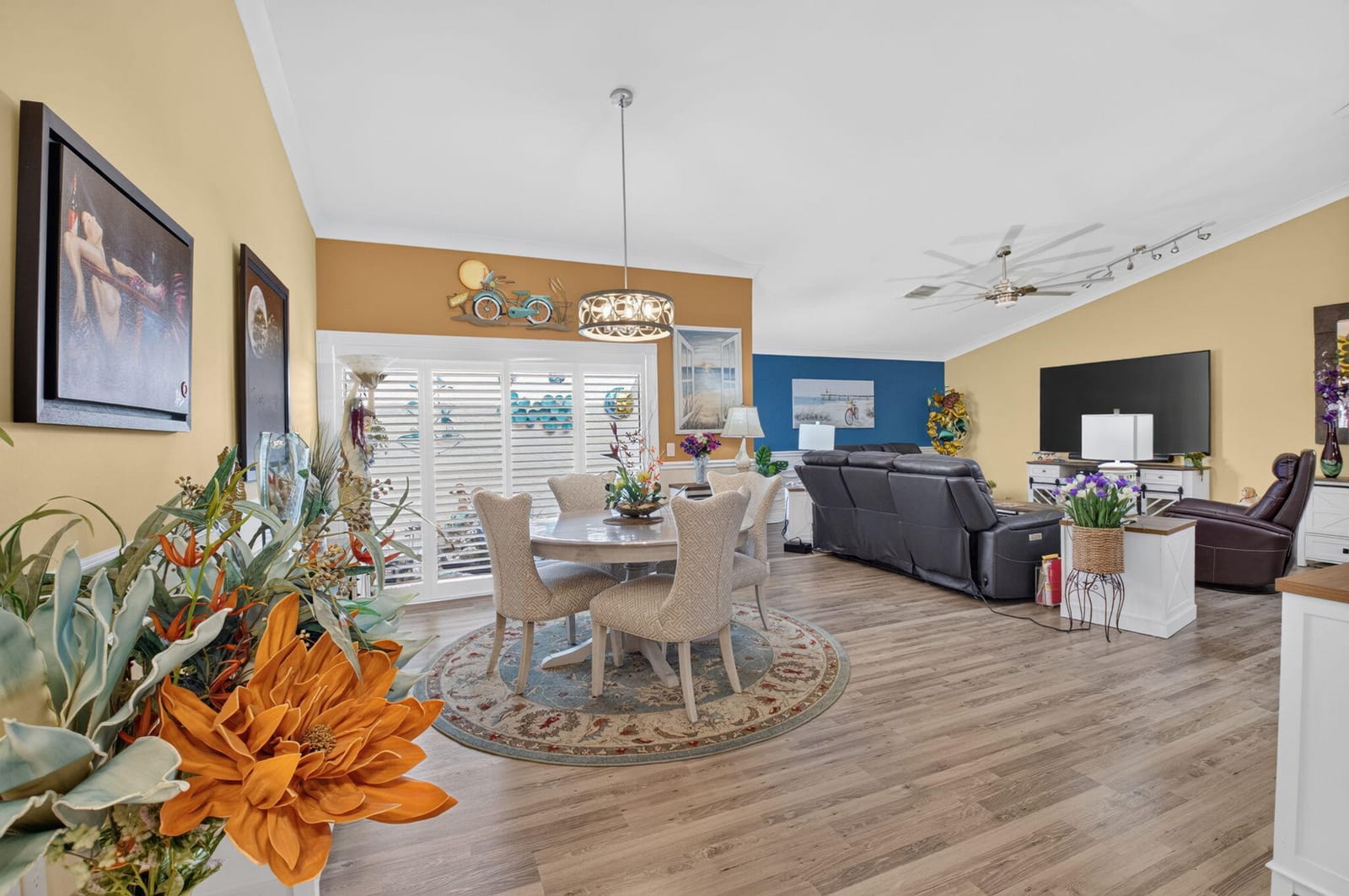 2505 NW 13th Court — photo 9