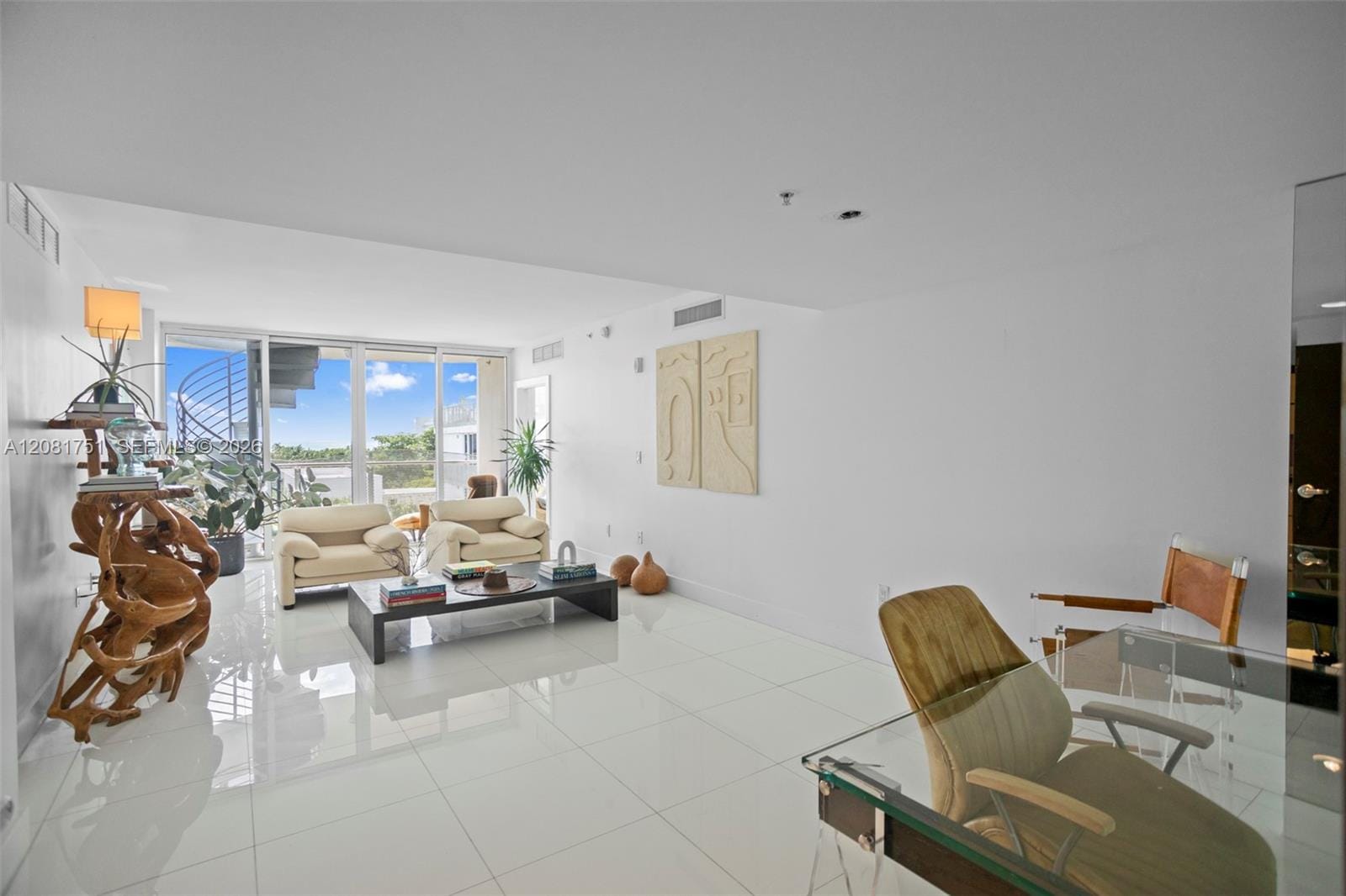 2155 Washington Court 601, Miami Beach, FL 33139