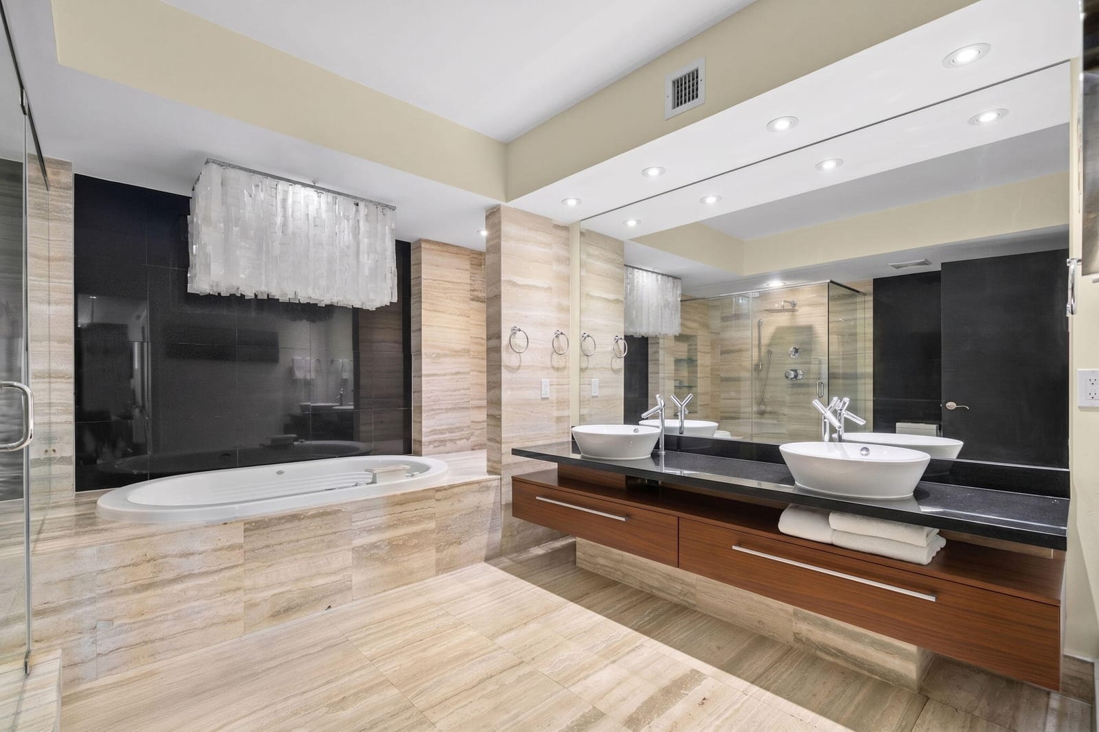 101 S FORT LAUDERDALE BEACH Boulevard 2303, Fort Lauderdale, FL 33316 photo 19