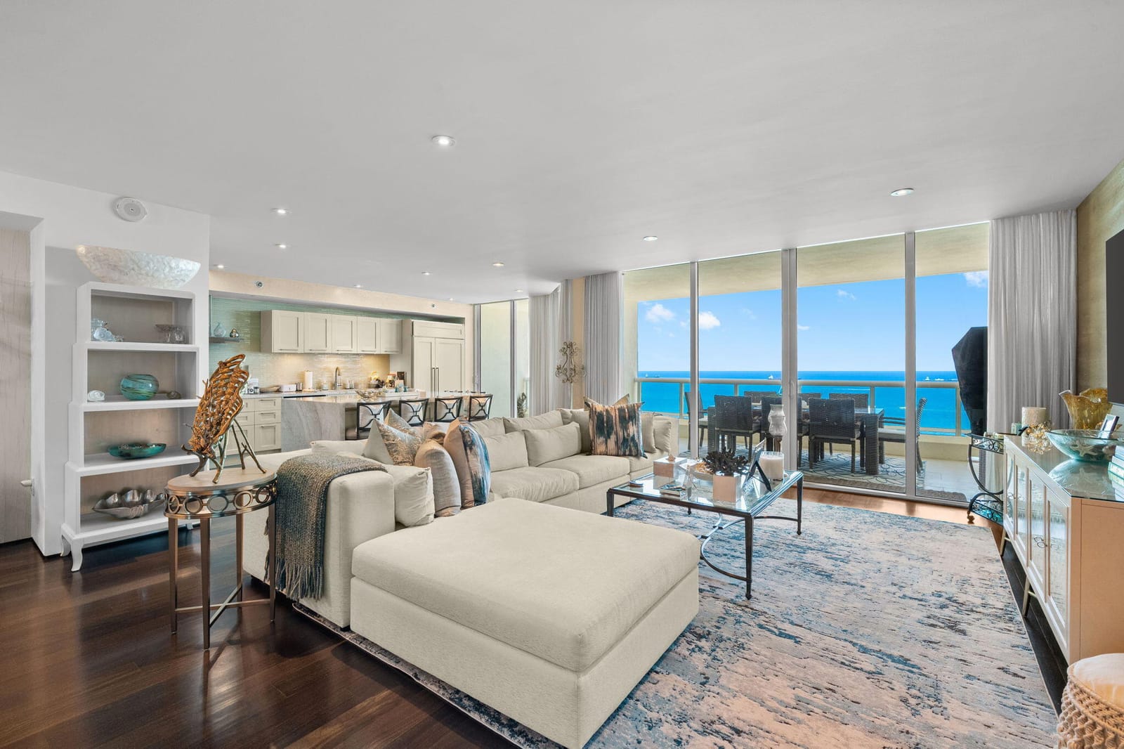 101 S FORT LAUDERDALE BEACH Boulevard 2303 — photo 4