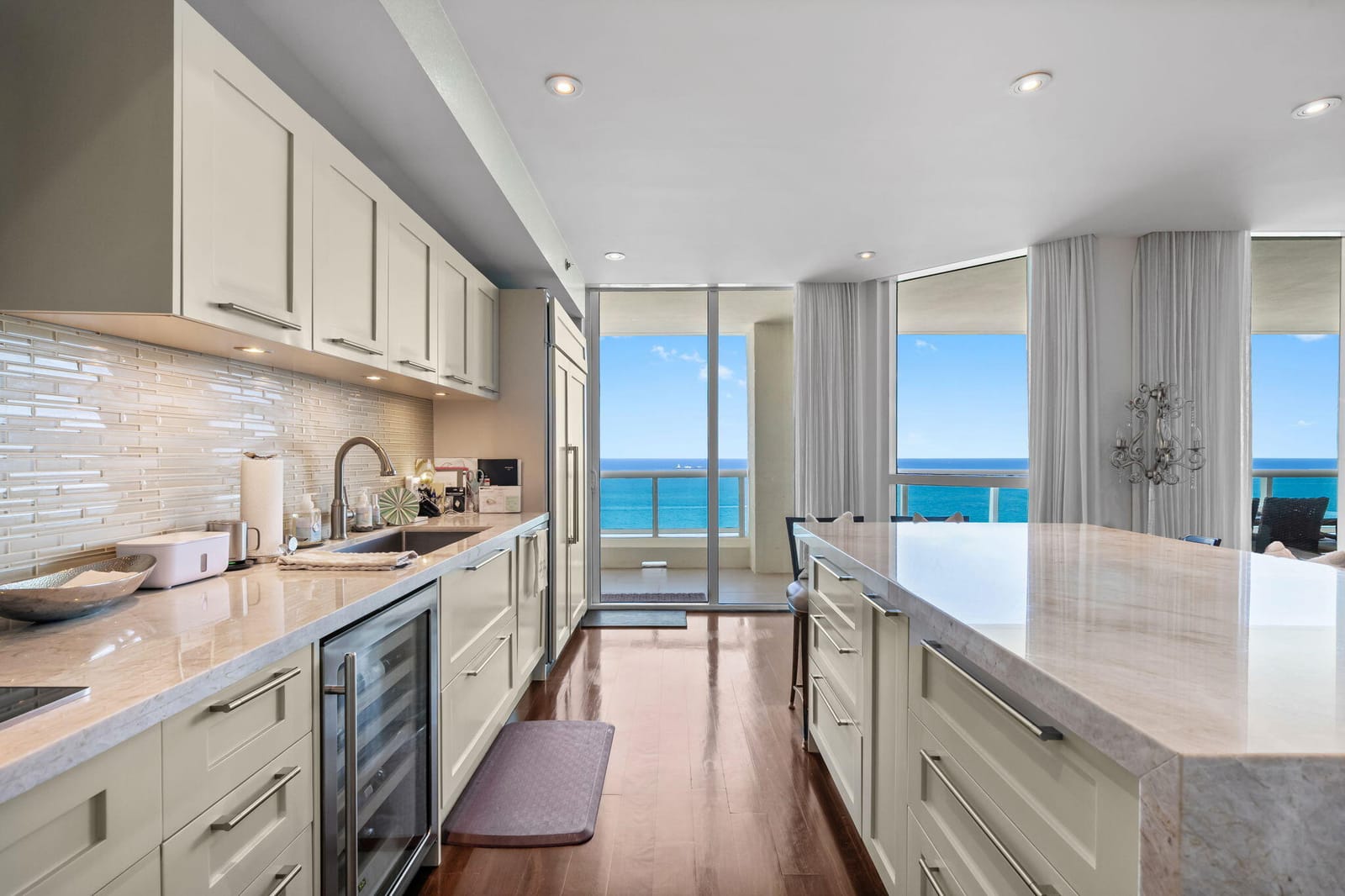 101 S FORT LAUDERDALE BEACH Boulevard 2303 — photo 5