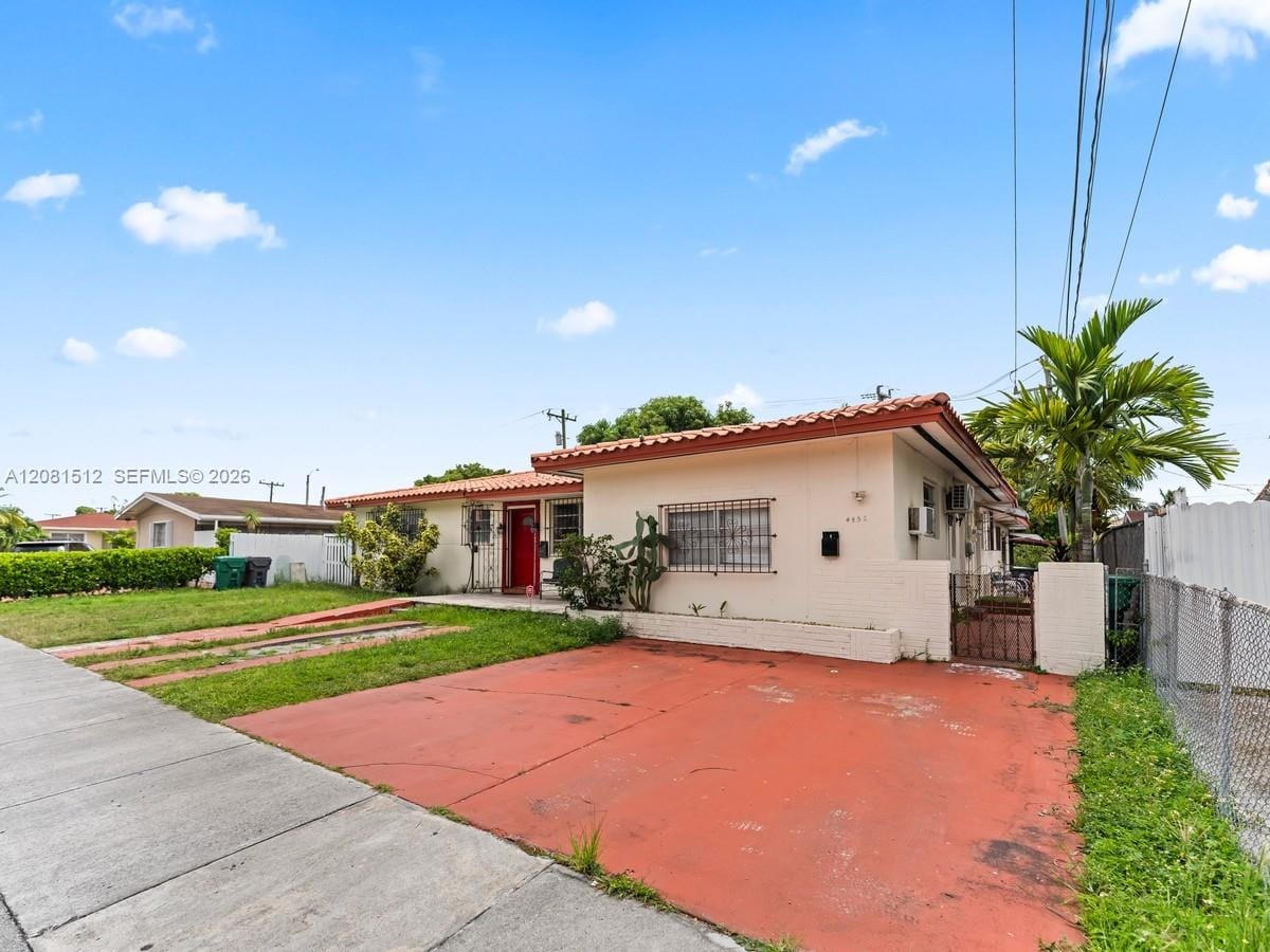4850 NW 6th Street, Miami, FL 33126 photo 2
