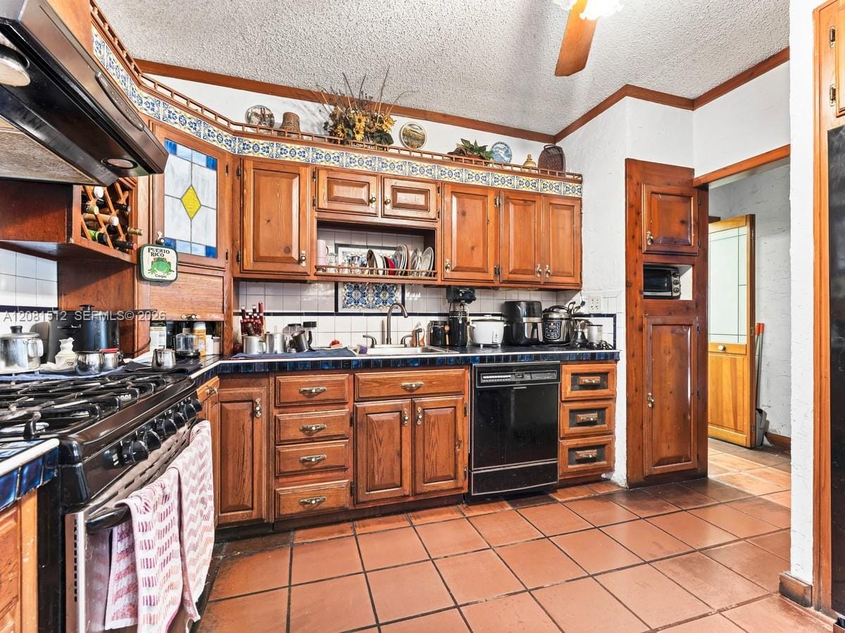 4850 NW 6th Street, Miami, FL 33126 photo 11