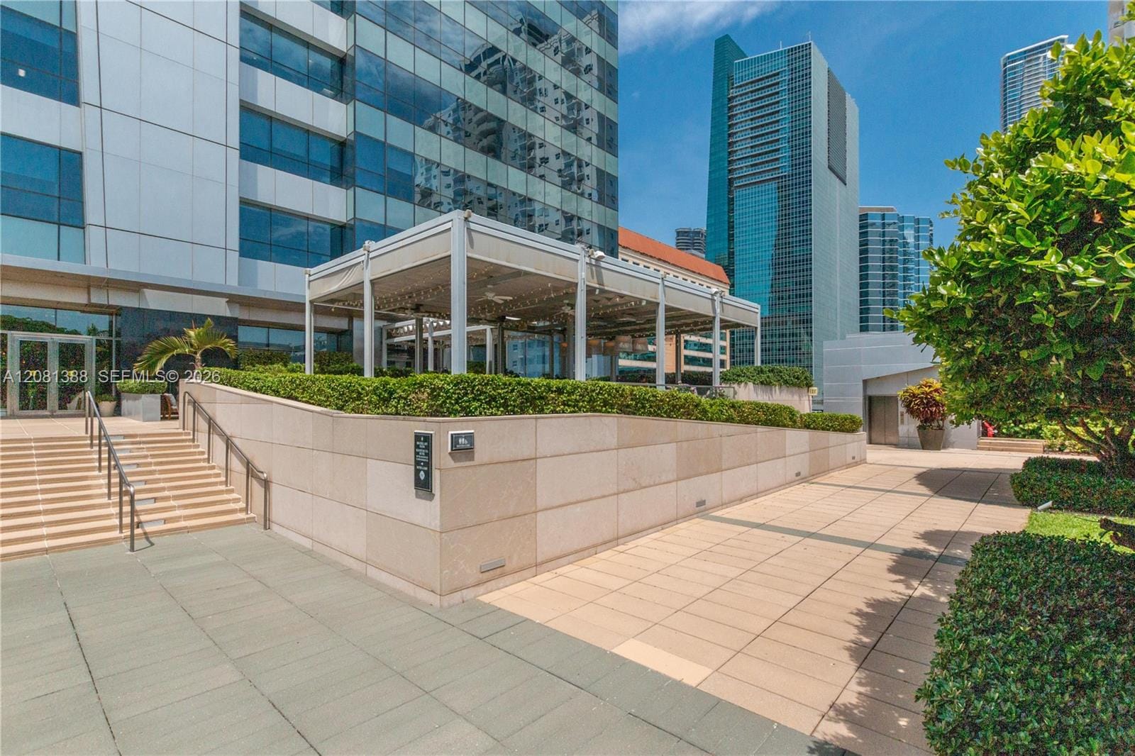 1425 Brickell Avenue 45C, Miami, FL 33131 photo 30