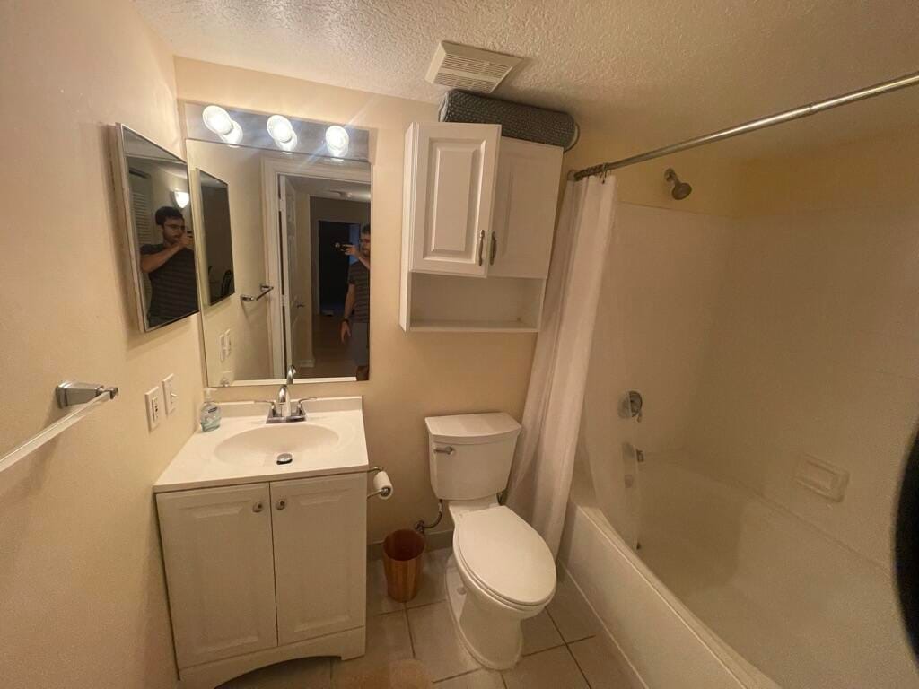 712 VILLA Circle — photo 9