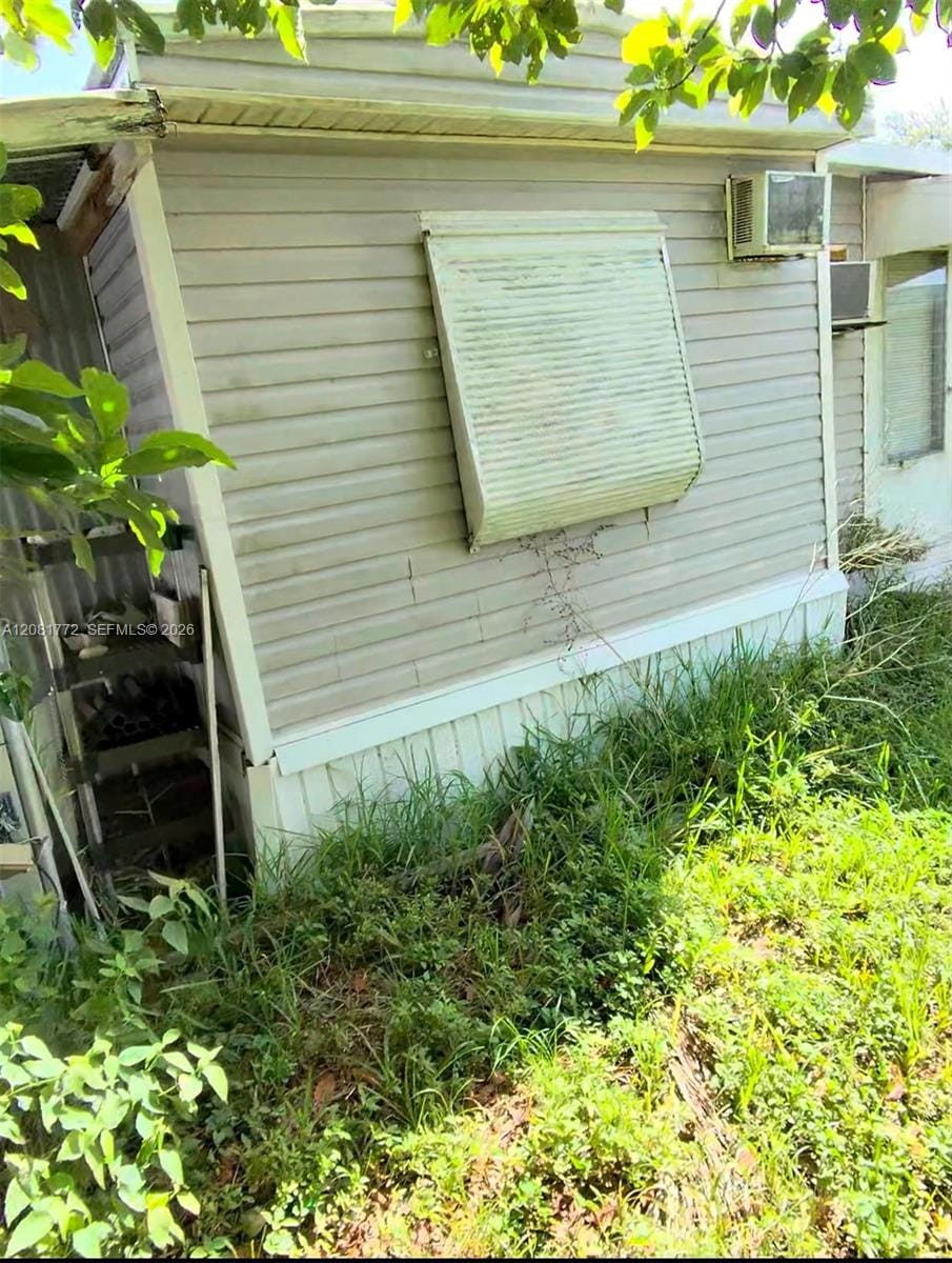 8640 SW 17th Court — photo 4