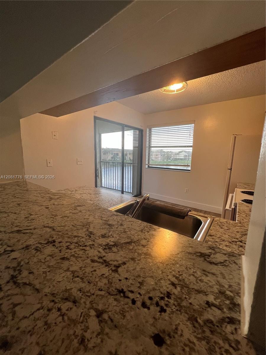 950 Constitution Drive 950H — photo 10