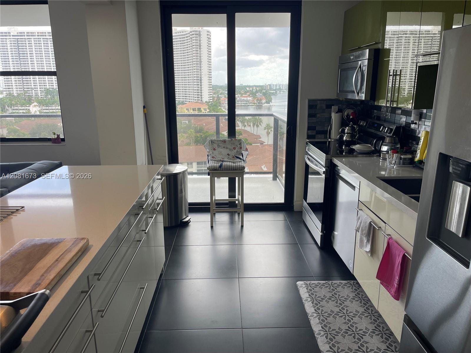 18151 NE 31st Court 1201 — photo 2