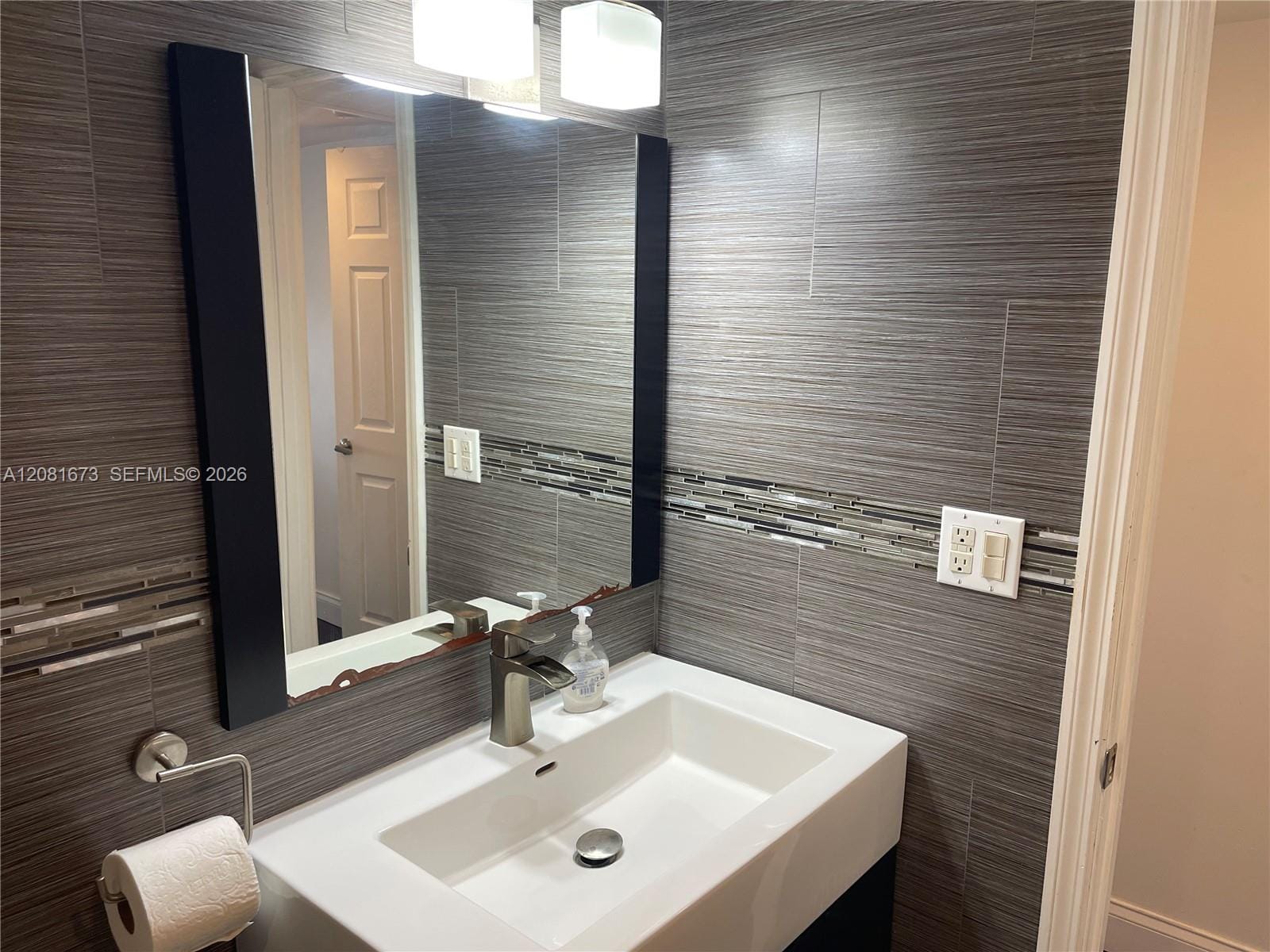 18151 NE 31st Court 1201 — photo 11