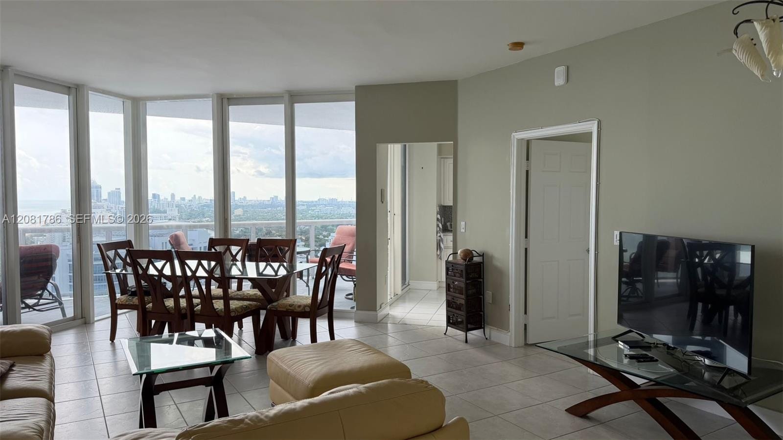 6301 Collins Avenue LPH4 — photo 10
