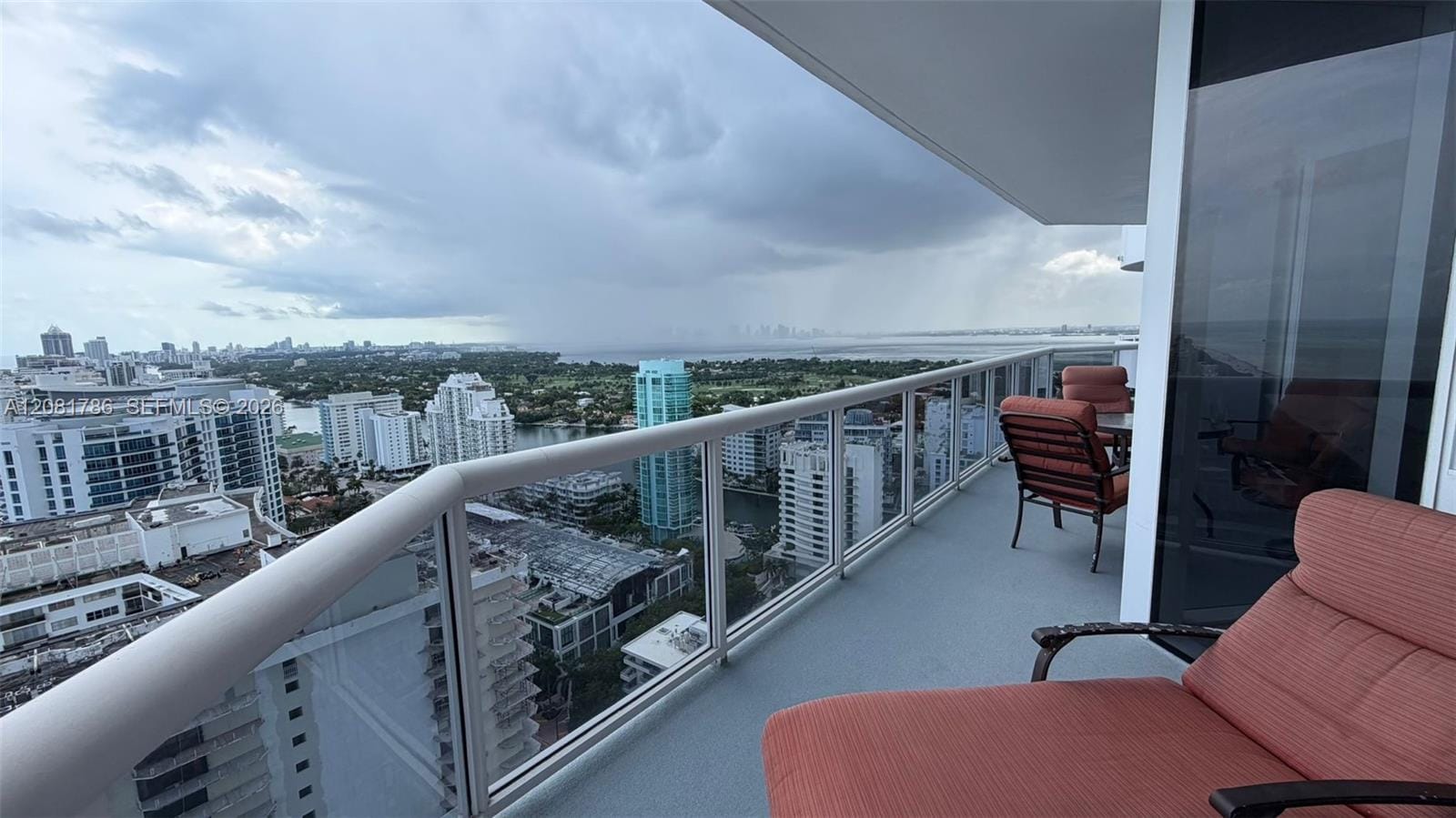 6301 Collins Avenue LPH4 — photo 4