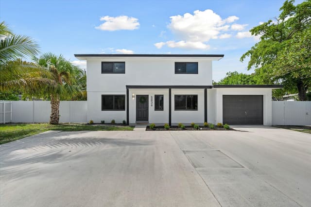 5834 Forest Hill Boulevard, sold in Forest Hill Village 4, West Palm Beach, FL