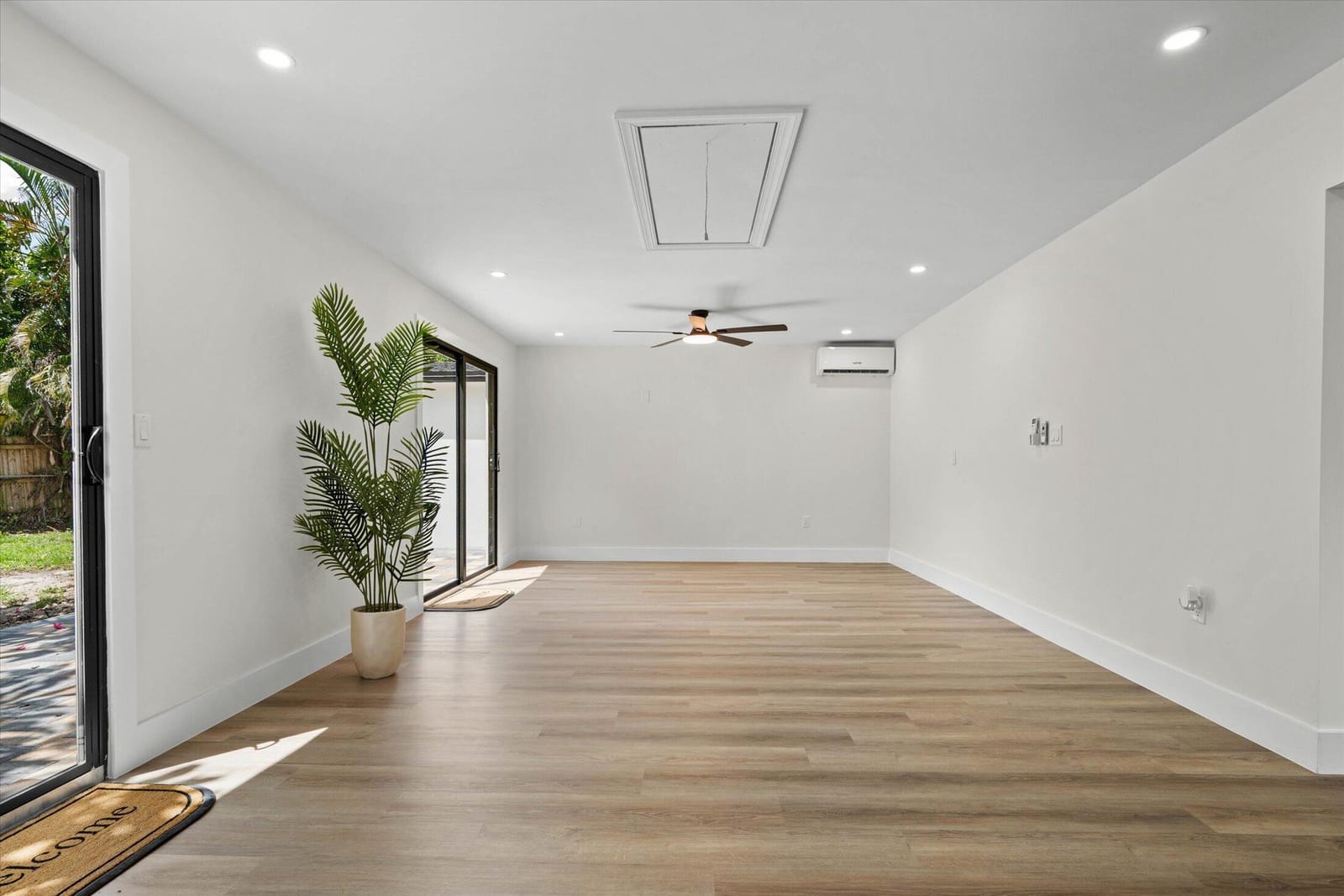 5834 Forest Hill Boulevard — photo 12